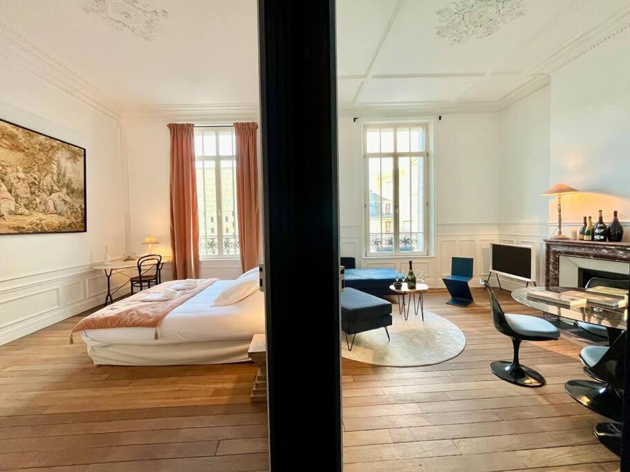Champagne Des Anges - Proche Cathedrale De Reims Apartment Luaran gambar